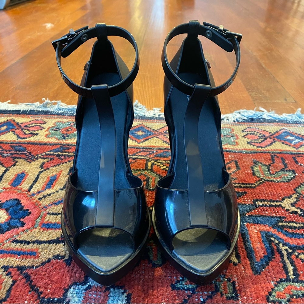 Melissa heels